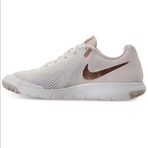 Women’s Nike Experience Running Sneaker, rose gold